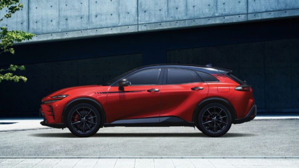 クラウンスポーツPHEVが高すぎる際に補助金を見る理由