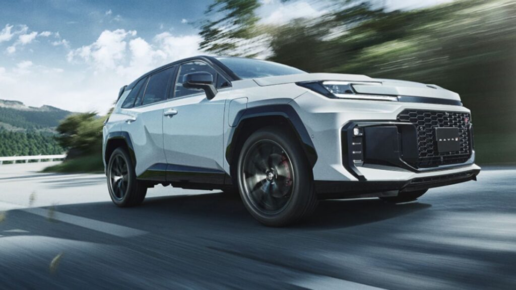 RAV4のサイズやハリアーとの比較で見える外装の違い
